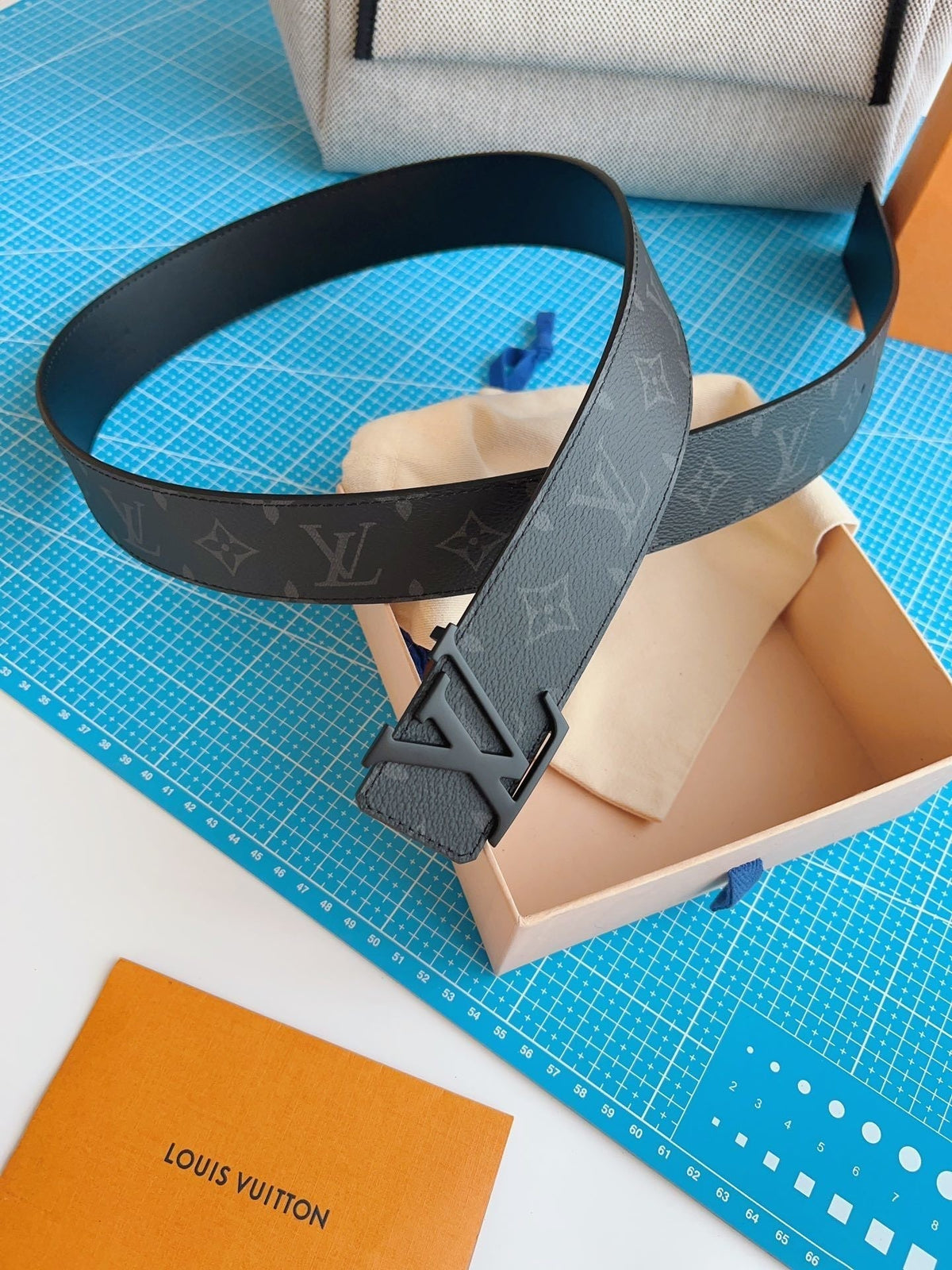 LV Belt Black Monogram Black Buckle